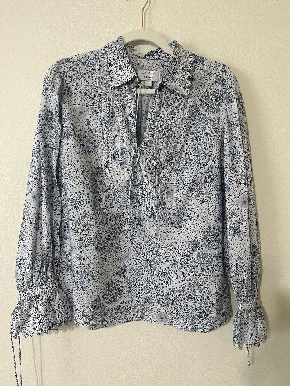 J Crew Scalloped Blouse in Liberty Adalejda Star Print - Picture 2 of 6